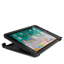 Load image into Gallery viewer, iPad Pro (10.5&quot;) Otterbox Defender Series Case
